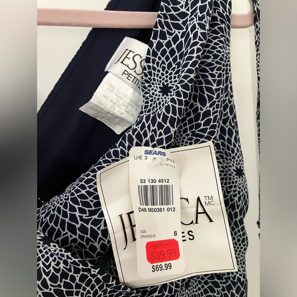 NWT Jessica floral navy blue Patterned Dress size 8P - Picture 10 of 14